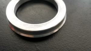 🚩10.10(พร้อมส่ง) ปลอก กันสั่น ดุมล้อ น็อตล้อ อลูมิเนียม(73*54.1) Altis Yaris Vios Swift (ราคาต่อชิ้น) พร้อมส่ง