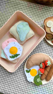 Felt Breakfast Breads PRETEND TOY / Playset / Pretend Play / Role Play / Food Toy / Kids Educational Toy
