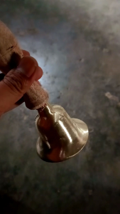 lonceng / keleneng / kirincing bahan kuningan