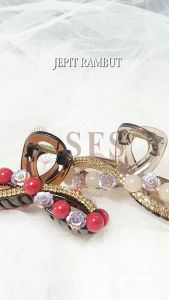 JEPIT RAMBUT MAWAR MERAH PUTIH BIRU PEARL MANIK MUTIARA ROSES ALA KOREA JEPIT RAMBUT PLASTIK HAIRCLIP HAIRPIN MEWAH KONDANGAN PESTA CASUAL FASHION AKSESORIS RAMBUT PIN IKAT RAMBUT JEDAI ESTETIK AESTHETIC