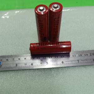 ถ่านชาร์จ รุ่น UltraFire 18650 4.2V 12000mAh (หัวนูน)