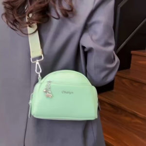 พร้อมส่งในไทย🇹🇭 กระเป๋า ทรงโดมสะพายข้างสายสปอร์ต แบรนด์ cholyn