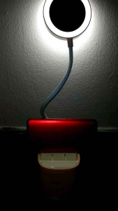 โคมไฟ LED พร้อมช่องใส่ ตั้งโต๊ะระบบสัมผัส 3ระดับ แสงขาวไม่แสบตา ส่งจริง