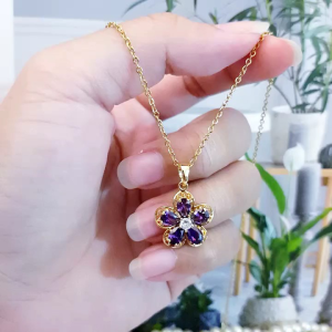 Kalung Bunga Batu Ungu & Perhiasan Wanita Dewasa