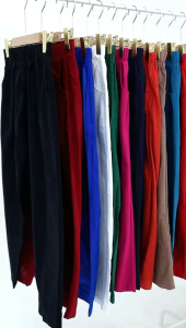 Celana Jumbo untuk Pria: Celana Linen New Polos Hitam Fuchsia