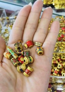 Charm Nepal Tây Tạng nhà Phật in chú Ommani làm vòng handmade mã DS23