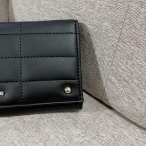 DOMPET BIBIANNA  Kode Barang: W2723B5