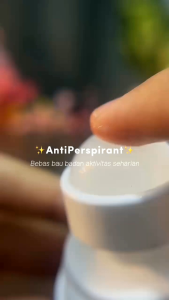 TOSCA Deodorant Roll On Antiperspirant 30ml Mencegah Bau Ketiak Hitam dan Bau Badan