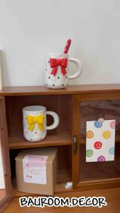 Ly cốc sứ cao cấp 3D họa tiết nơ dập nổi decor bàn tiệc bếp (có sẵn) (ảnh thật)