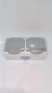 Stop Kontak Tutup 2 Lubang Meval SV1-S43 - Soket 2 Gang Schuko