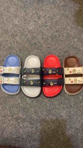 Sandal Selop Gesper Motif Labubu Sendal Anak Laki Laki Sendal Karet Antislip 24-35