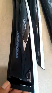 TALANG AIR MOBIL MITSUBISHI XPANDER MODEL SLIM INJECT LISTCROUM
