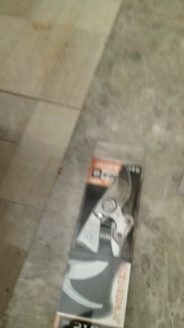 Kéo cắt cành tỉa nhánh làm từ thép SK5 - Kéo cành SK5