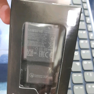 Batok Charger Samsung S10+: Quick Charger & Aksesoris Smartphone Samsung