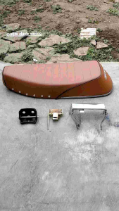 Jok Honda C70 Coklat Fullset Kunci Jok + Engsel + Pangkon Jok C70