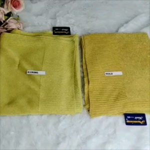 Kerudung Pengantin Rajut Gliter: Pilihan Elegan untuk Acara Penting