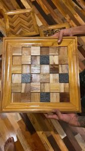 Hiasan dinding mozaik kayu jati kombinasi batu andesit