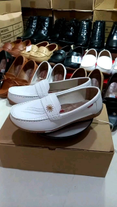 Sepatu Wanita Cewek Ibu Mama Bunda Mbak Casual Santai Kickers Slip On Flat Formal Kantor Kuliah Seko