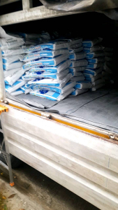 กรีนแคล โดโลไมท์ ปรับสภาพดินเพิ่มแร่ธาตุแม็กนีเซี่ยม แคลเซี่ยม ลงสวนต่างๆ บำรุงดินแบ่งขายถุงละ5กก กับถุงละ8กก