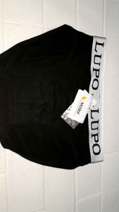 Celana Dalam Pria Bahan Polyester: Nyaman & Tahan Lama