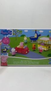 Peppa Pig Toys Peppas LITTLE VEHICLE Set Includes Helicopter Camper and Car Toys and 5 Peppa Pig Figures Preschool Toys for 3 Year Olds and Up