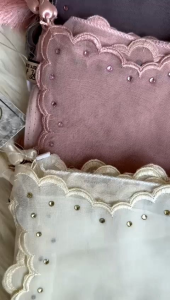 kerudung hijab persegi empat Paris violet tasel