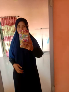 Oval Hijab Instan Jahit Dagu oleh Alfaezya