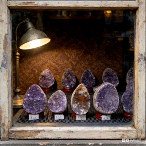 crystal decorations amethyst geode egg shape from brazil +free bertherite