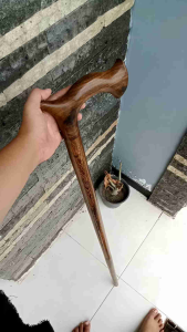 Tongkat Jalan Kayu Kelor Jawa Motif Cula Original H451