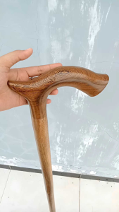 Tongkat Jalan Kayu Kelor Jawa Motif Cula Premium H462