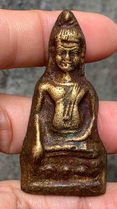 พระหูยาน แบ่งปัน พระเครื่อง ตรงปก