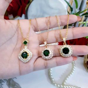 Titanium Kalung Liontin Permata Hijau Xds1w