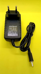 Adaptor YSM-1606 Output 9V - 1500mA Colokan kuning