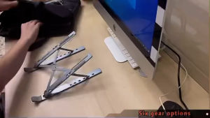 Giá đỡ Laptop Ipad Macbook Hợp kim nhôm kèm túi đựng