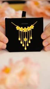 (Bebas beli 2 dapat bonus) K19 COD Kalung bunga manis nikah emas mewat titanium wanita