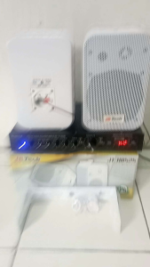 SPEAKER BOX PASIF 55 INCH + BRACKET / SPEAKER RUANGAN DINDING MASJID MUSOLA CAFE KANTOR / JB TECH SPEKER PASSIVE 2 WAY 5 In