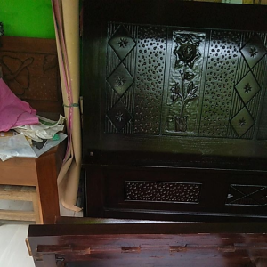 TEMPAT TIDUR MINIMALIS PAKAI LACI KAYU JATI