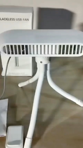 Quạt gió mini di động BLADELESS USB FAN BP512-B hàng si Nhật