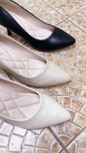 9713-C1A รองเท้าคัทชูหัวแหลมส้น 2.5 หนังนิ่ม Pu FAIRY