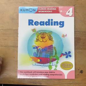 Kumon Reading Workbooks Grade 4 READING (Age 8-12)