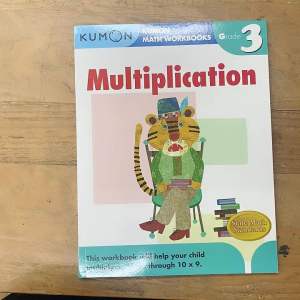 Kumon Math Workbooks Grade 3 - MULTIPLICATION