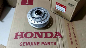 Front and Rear Hub Honda Genuine (Wave125i)