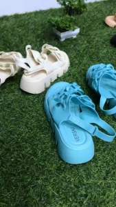 Rekomendasi Sandal Wanita Nyaman & Anti-Slip Untuk Rumah