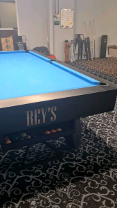 Reys Billiard Table Full Aksesoris Istimewa
