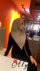 KHIMAR 3LAYER ALYA 135 BAHAN CERUTY BABYDOLL
