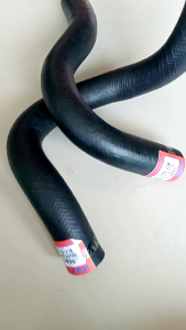 SELANG RADIATOR MITSUBISHI KUDA DIESEL 2500 CC ATAS BAWAH