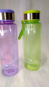 Botol Minum 1000 ml: Pilihan Tepat untuk Olahraga