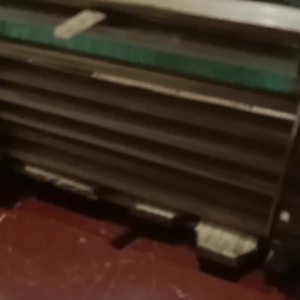 kandang jangkrik kaca / rumah jangkrik / kandang jangkrik aduan 9 slot