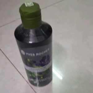SỮA TẮM YVES ROCHER HƯƠNG LAVENDER