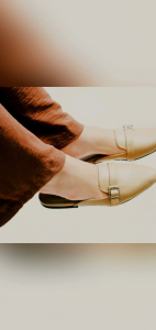 Sandal Sepatu Wanita Terbaru: Desain & Tips